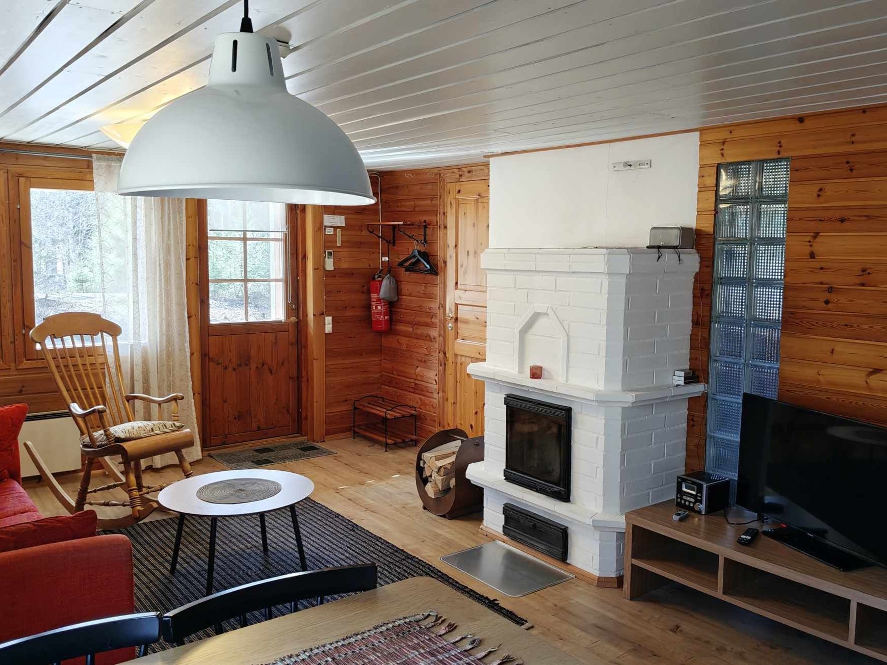 Koivumäki tupa takka