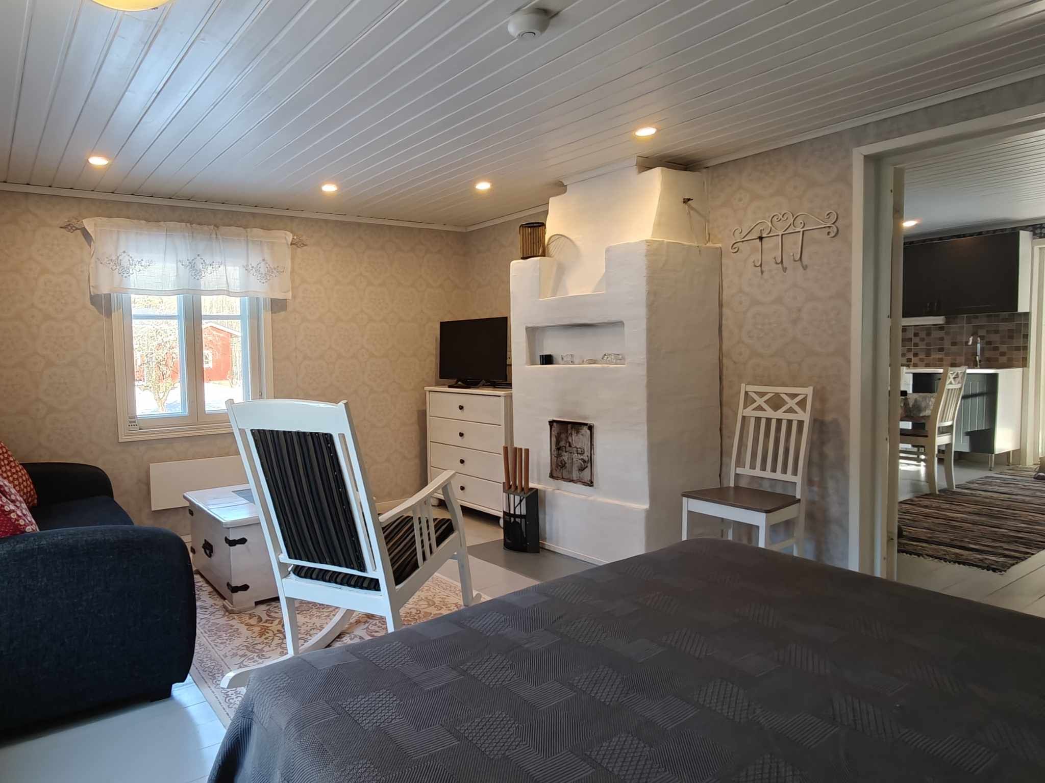 Myllytupa makuuhuone takka